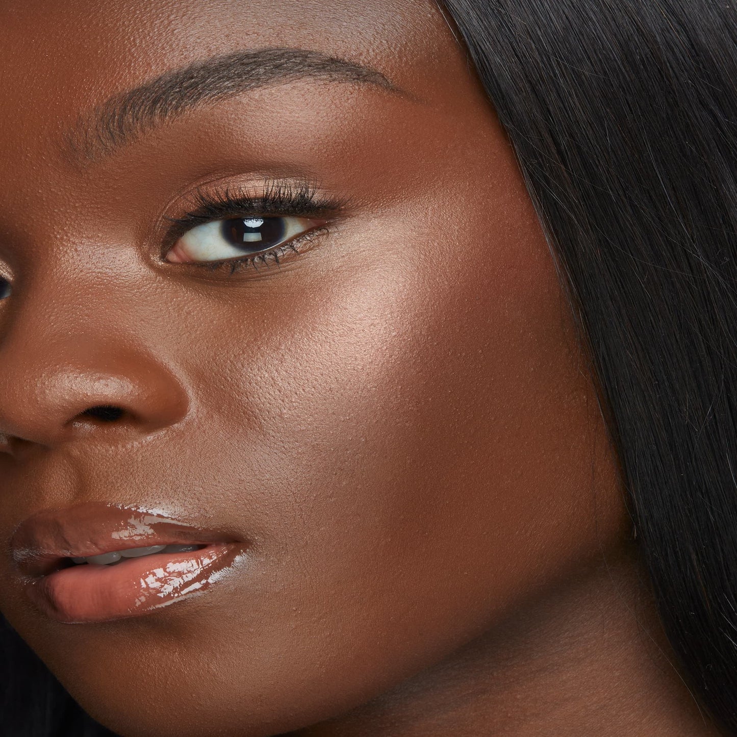 🌟 Highlighting Eye &Cheek Palette  With A Brush Free🌟